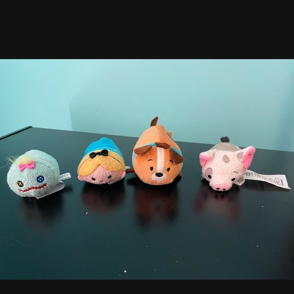 Tsum Tsums lot and carry case - Picture 9 of 9